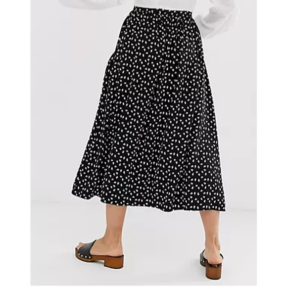 ASOS DESIGN button front midi skirt with pockets in mono print - Size 6 - Picture 2 of 7